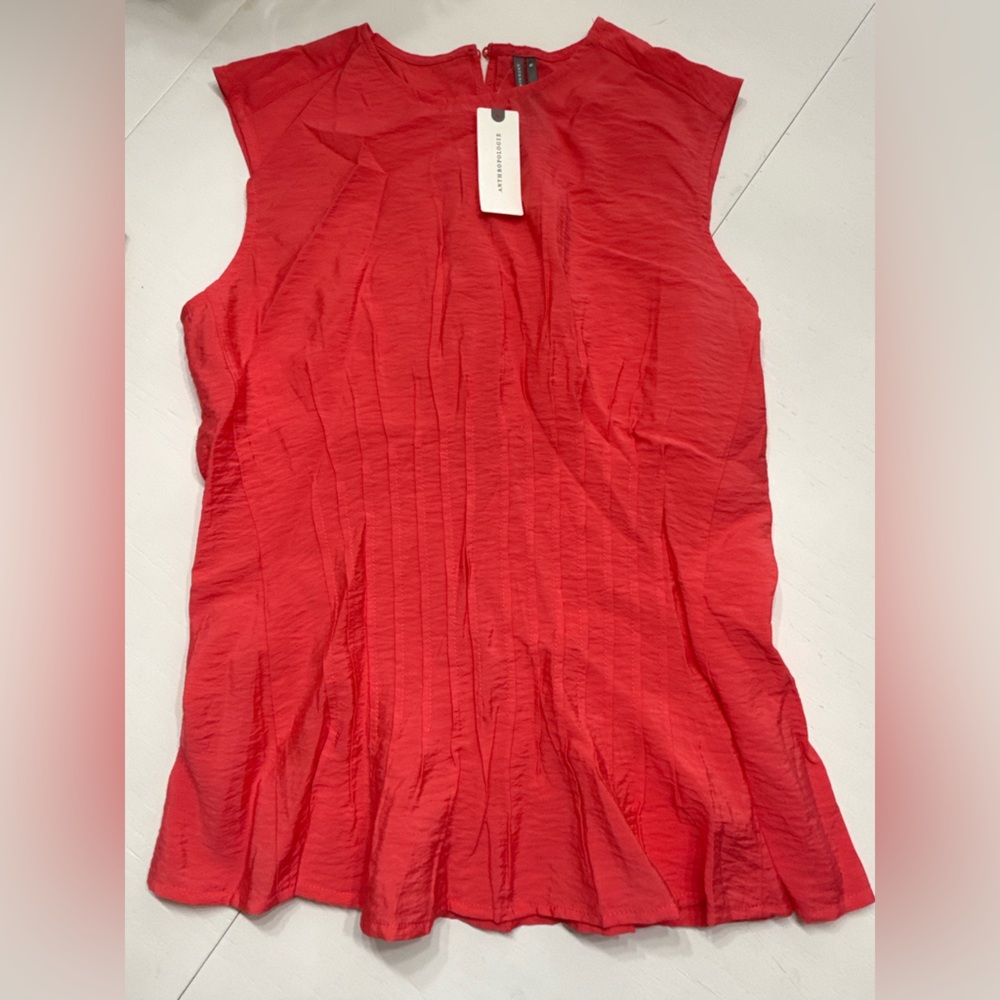 NWT Anthropologie Coral Red Della Pleated Waist Shell Top